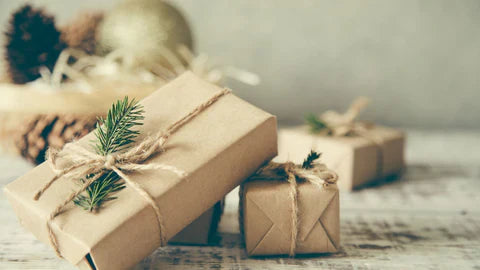 5 Simple Essential Oil & Aromatic Gifts you can Whip Up at Home